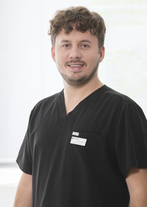 dr Karol Pniewski