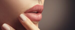 wypelnianie ust kwasem - efekty